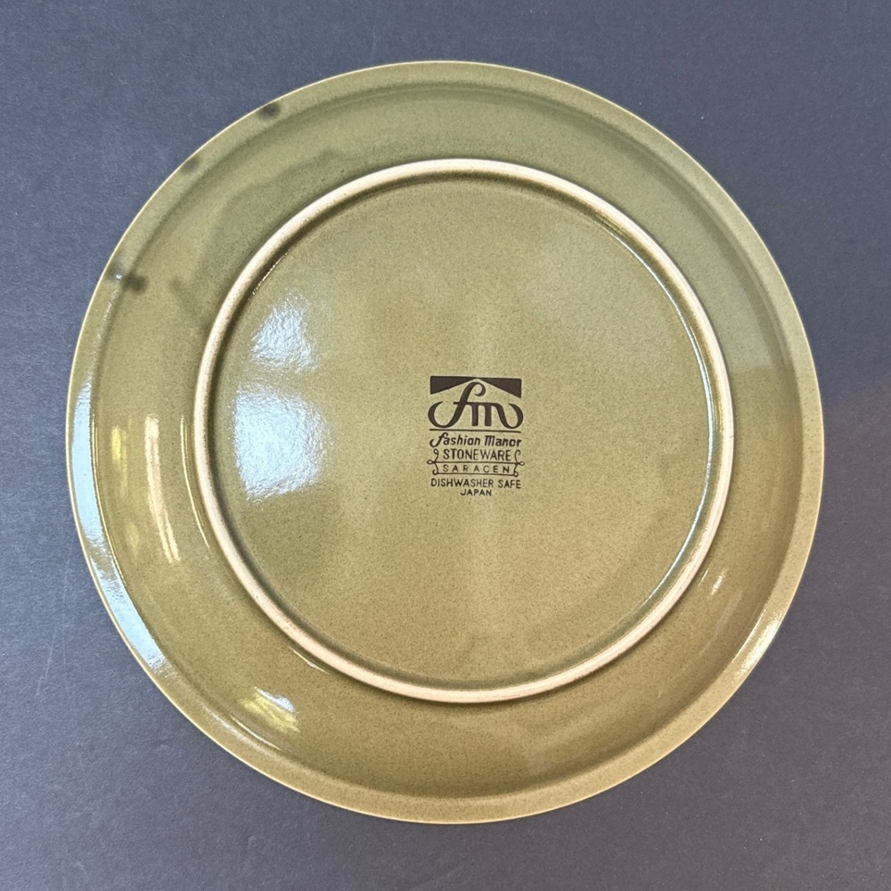 Fashion Manor Saracen Stoneware Dinner Plate Olive Green Black Japan 11" - Picture 3 of 5